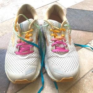 Brooks Ghost 12 limited edition vanilla sprinkles